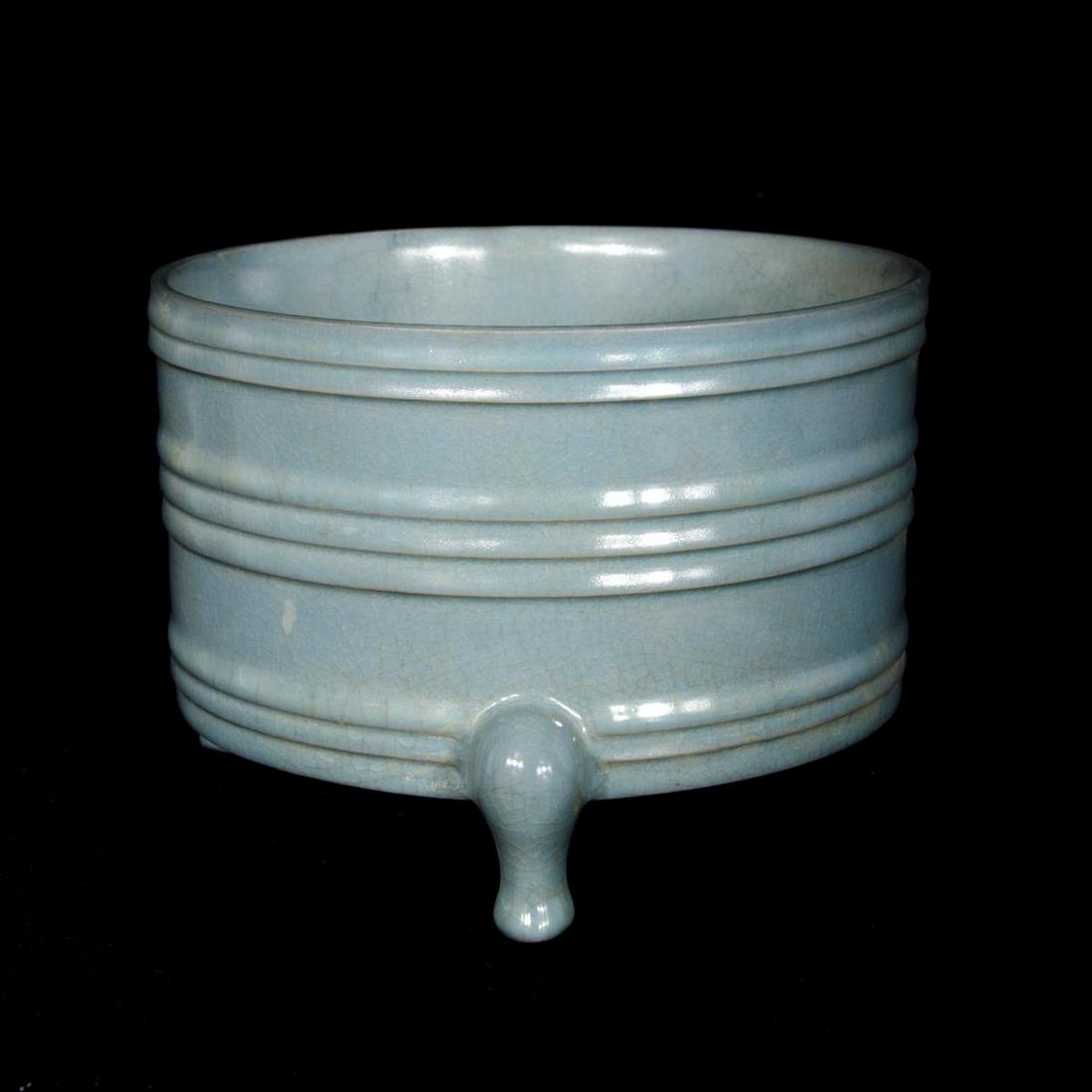 CHINESE CELADON PORCELAIN FOOT VASE (1 of 5)