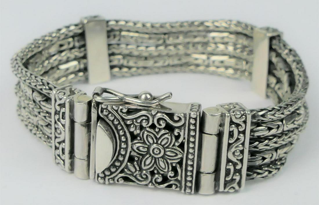 HEAVY ORNATE  VINTAGE STERLING SILVER BRACELET (1 of 5)