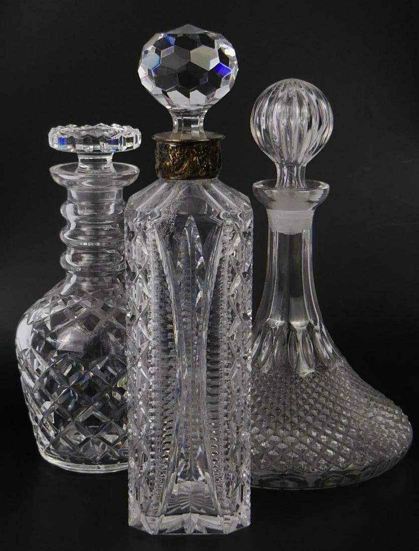 3 pcs CUT CRYSTAL DECANTERS GROUP (1 of 6)