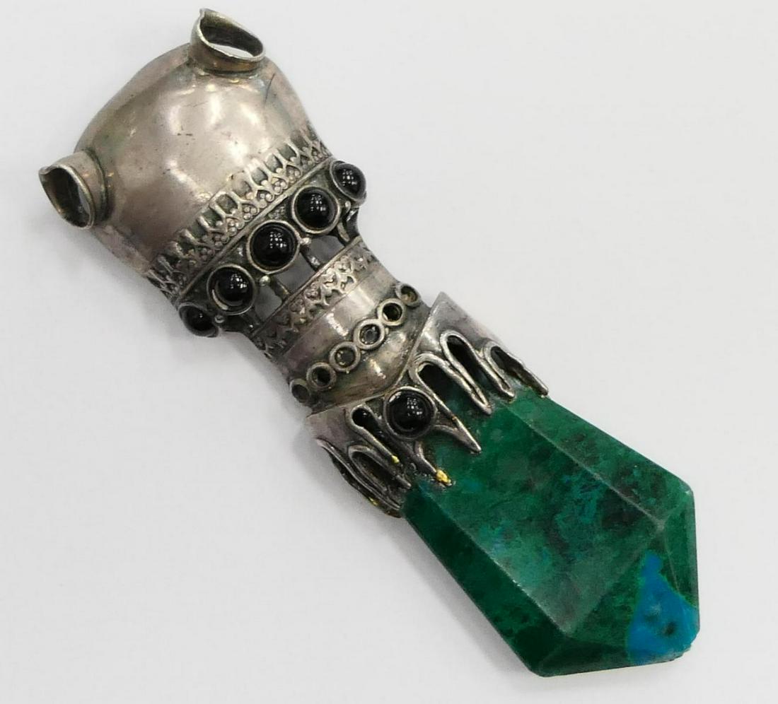 BORAN STERLING & MALACHITE DIET PENDANT: Measures 4" long with large malachite sterling and onyx eyes. Signed to back. Total weight 43.4 grams. Third party shipping required