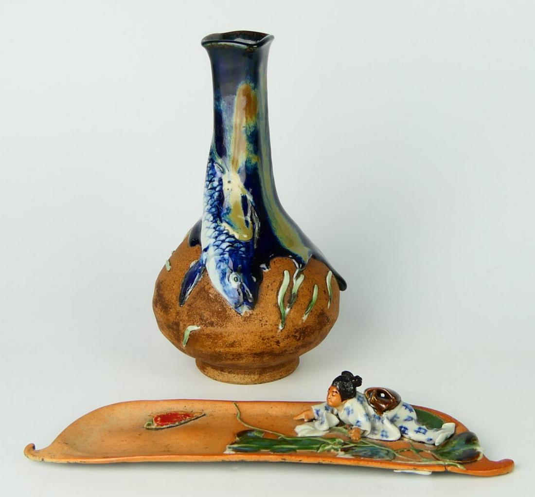 JAPANESE SUMIDA GAWA 2 ITEMS VASE AND TRAY (1 of 10)