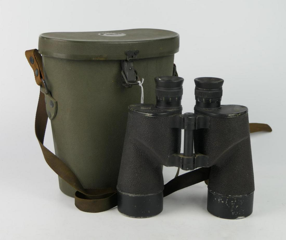 1941 U.S. NAVY BAUSCH & LOMB BINOCULARS (1 of 4)