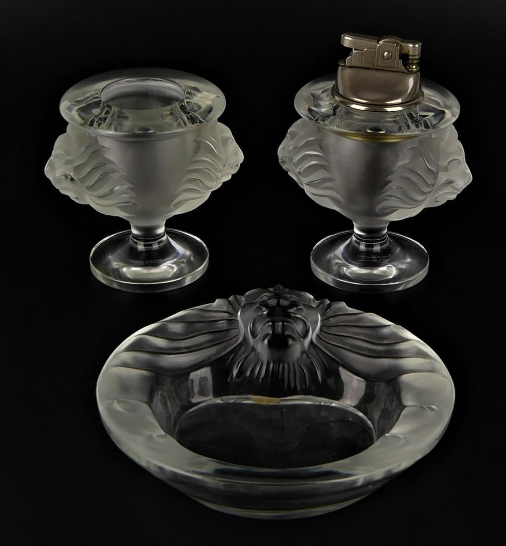 A LALIQUE FRANCE CRYSTAL GLASS TETE DE LION SMOKIN (1 of 4)