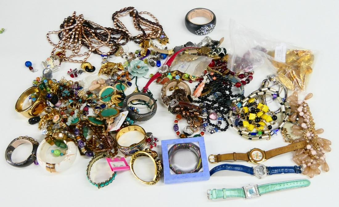 GIGANTIC GROUP LOT OF ASSORTED COSTUME JEWELRY (1 of 10)
