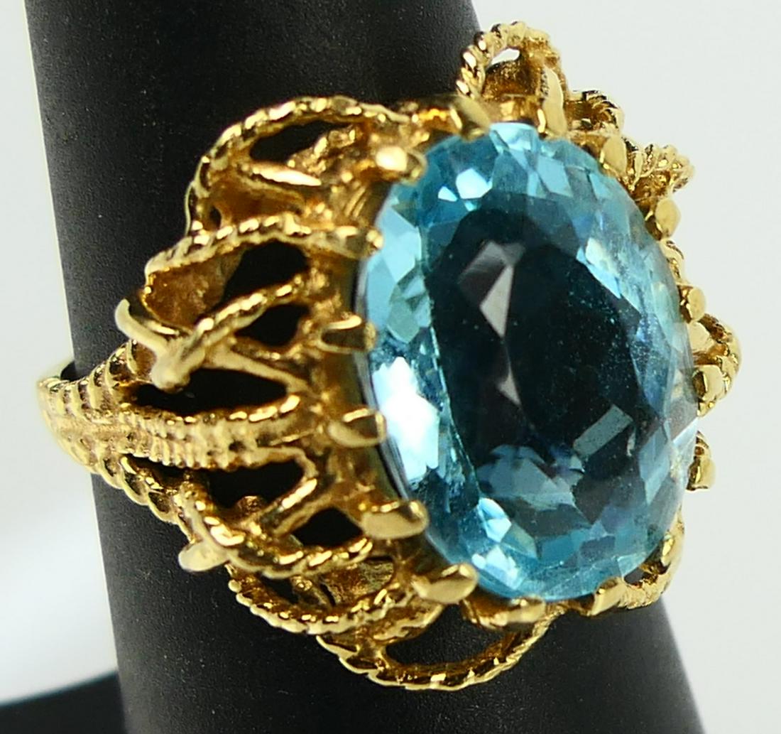 14KT YELLOW GOLD & 3CT BLUE TOPAZ LADIES RING (1 of 3)