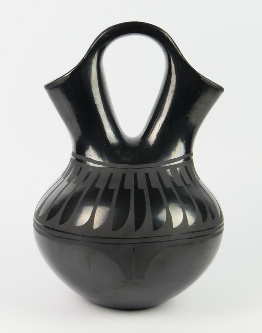 BLUE CORN PUEBLO POTTERY WEDDING VASE BLACK WARE (1 of 4)