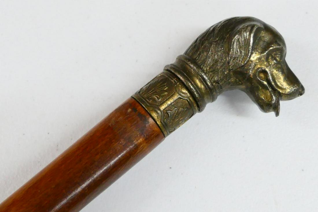ANTIQUE SILVER RETRIEVER HANDLED WALKING STICK (1 of 4)