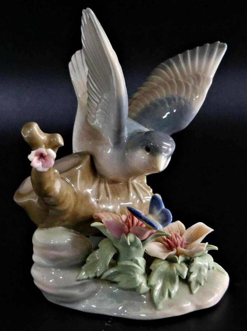LLADRO BIRD WITH FLOWERS FIGURINE #1300 (1 of 3)
