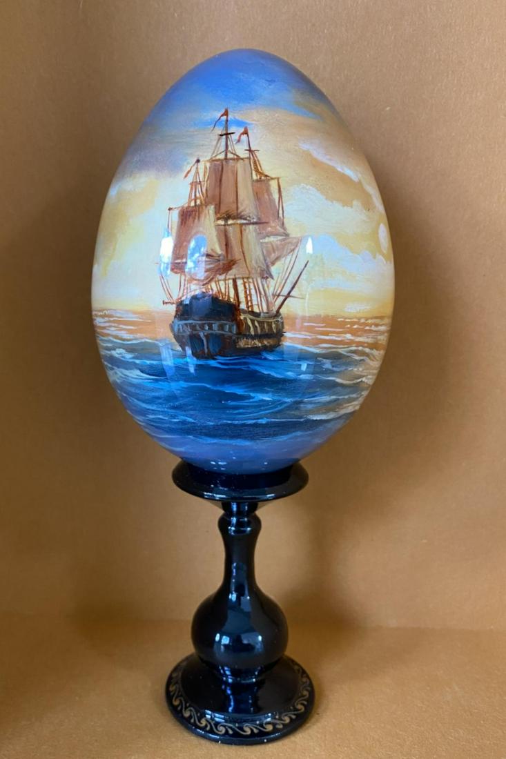 SIGNED A KOTOVA RUSSIAN LACQUER MARINE EGG w/BASE (1 of 3)