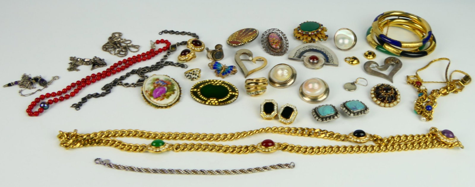 LARGE COLLECTION OF HIGH END COSTUME JEWELRY (1 of 5)