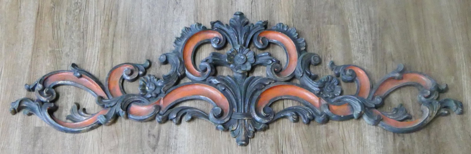 ANTIQUE CARVED WOODEN DOOR TRIM TOP: Measures 48" X 16" fabulous carved trim