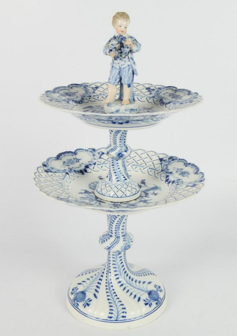 19TH CENTURY MEISSEN FIGURAL BLUE & WHITE COMPOTE (1 of 9)