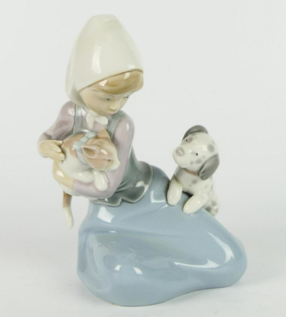LLADRO 5032 GIRL CAT & DOG 7 INCHES (1 of 3)