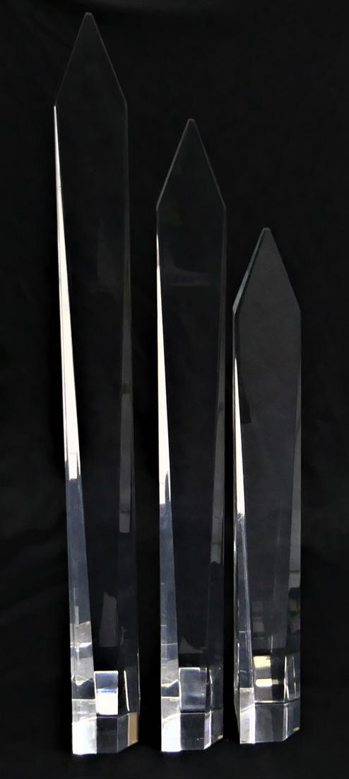 SET OF 3 VINTAGE GRADUATED LUCITE  OBELISKS (1 of 5)