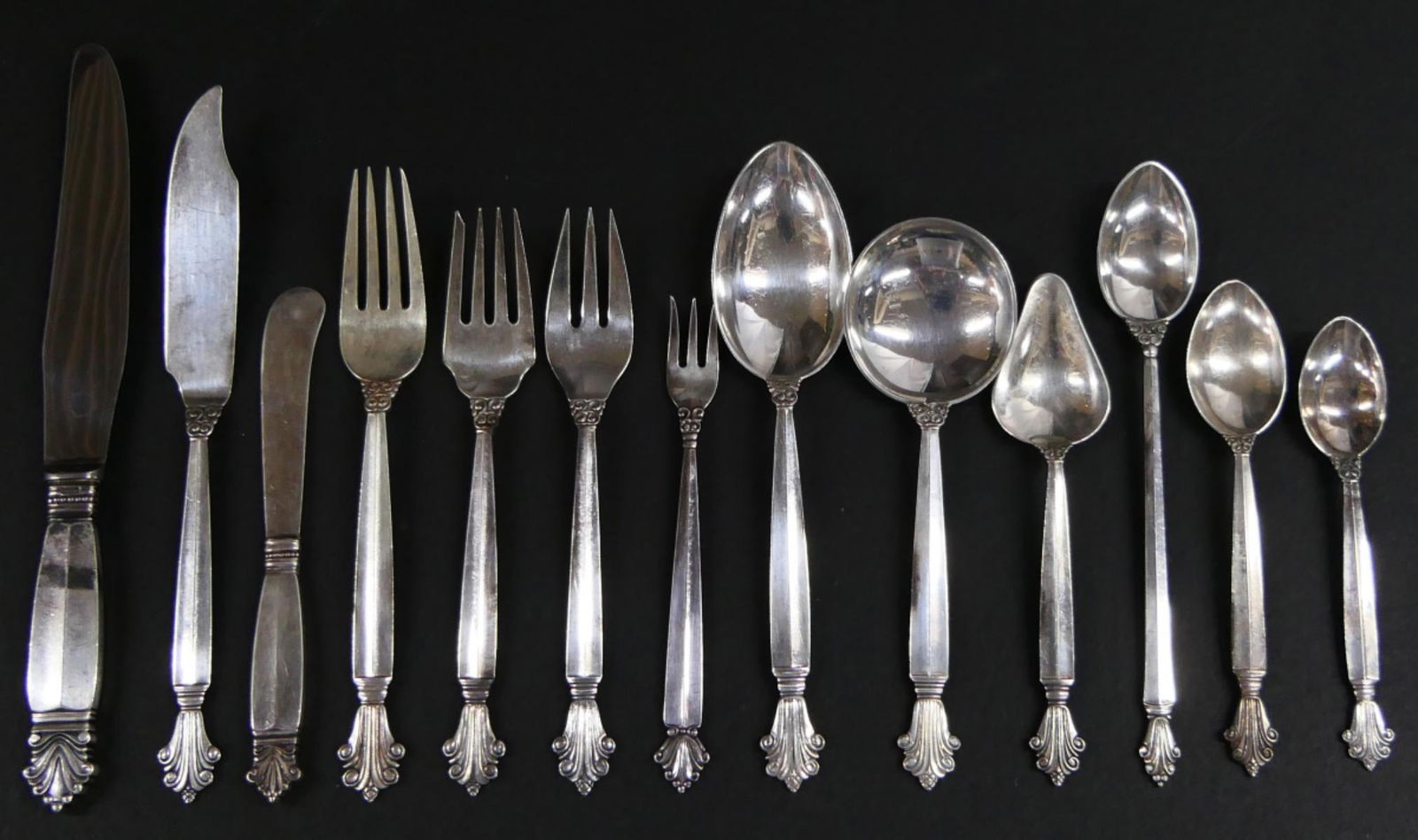 HUGE 179PC GEORG JENSEN "ACANTHUS" STERLING SET (1 of 19)