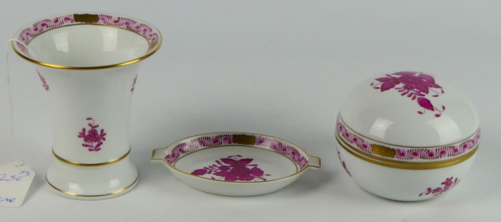 HEREND (3) PIECES CHINESE BOUQUET LAVENDER OBJECTS (1 of 3)