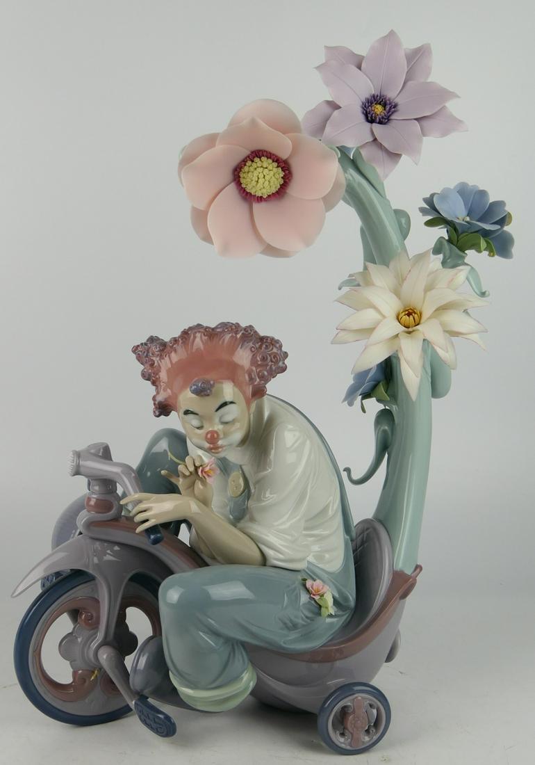 16" LLADRO PORCELAIN CLOWN (1 of 7)