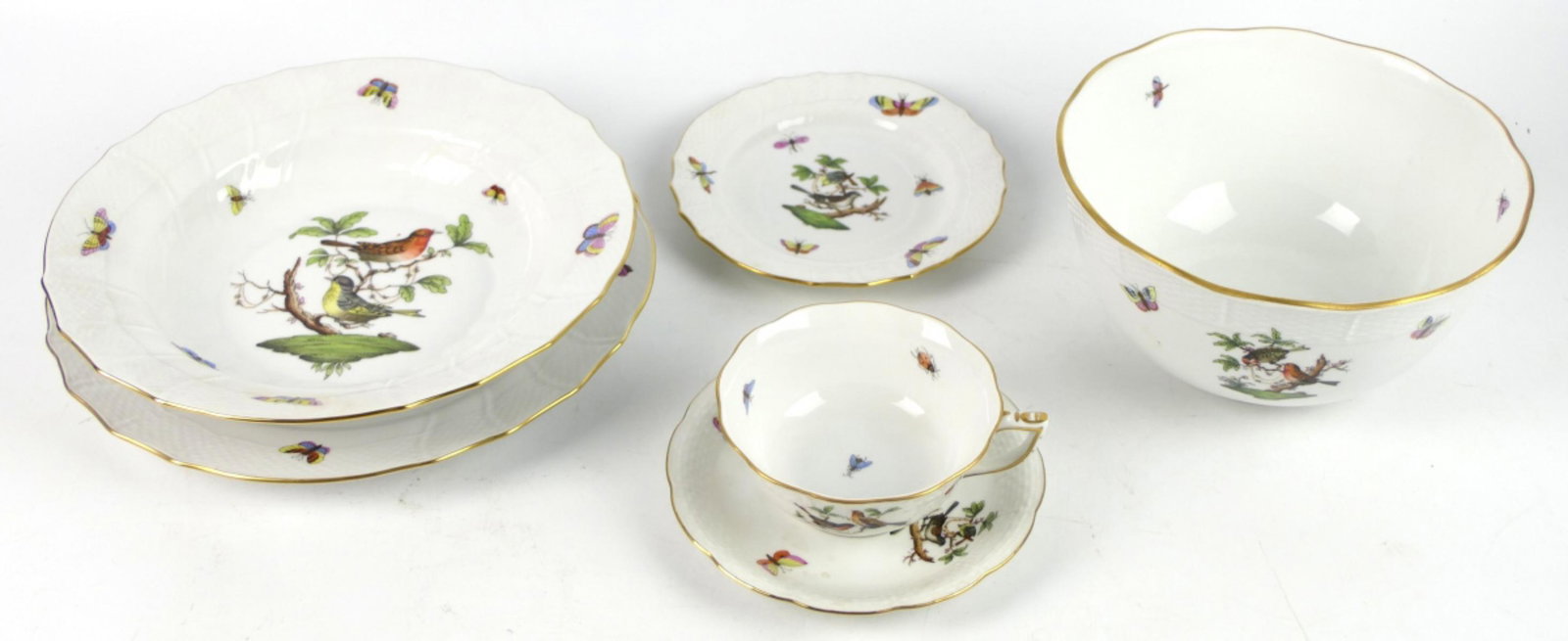 6 PIECE HEREND "ROTHSCHILD" PATTERN CHINA (1 of 5)