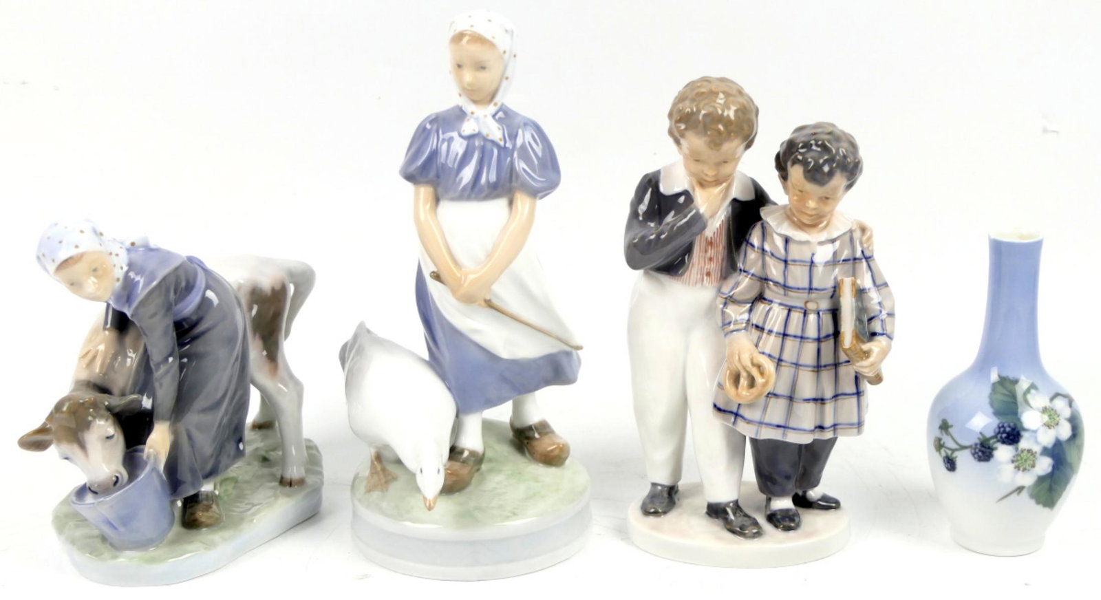 4 ROYAL COPPENHAGEN PORCELAIN PIECES (1 of 5)