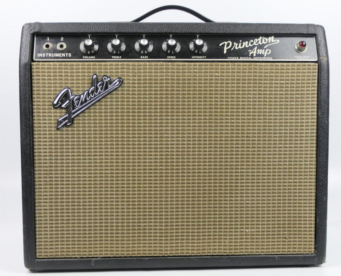 FENDER PRINCETON ELECTRIC GUITAR AMP (1 of 9)