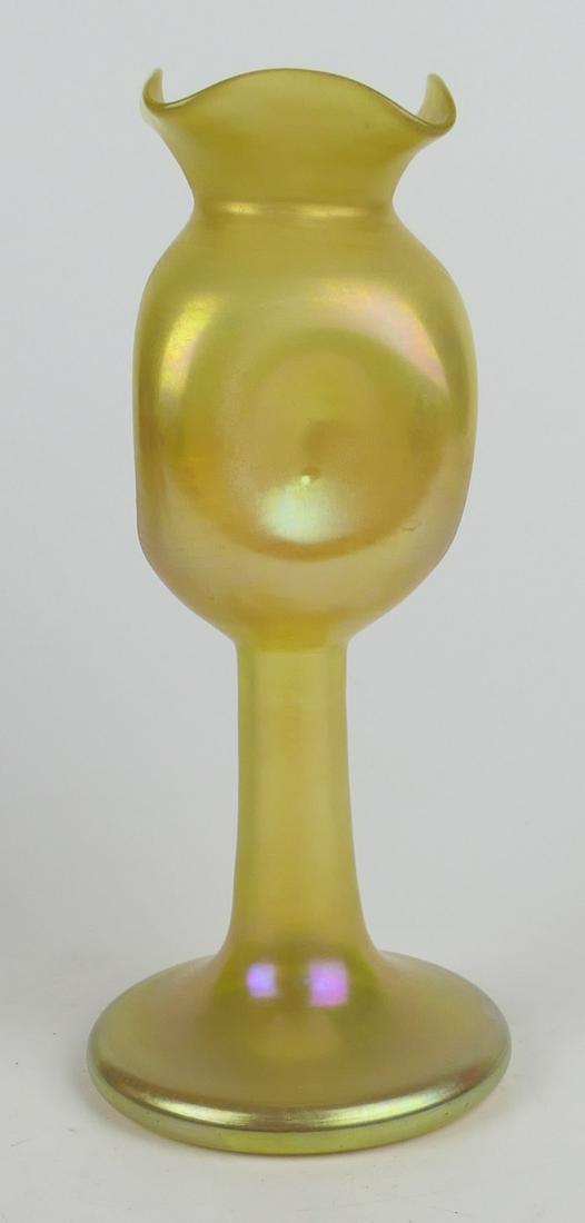 VERY RARE STEUBEN GOLD AURENE IRIDESCENT VASE (1 of 7)
