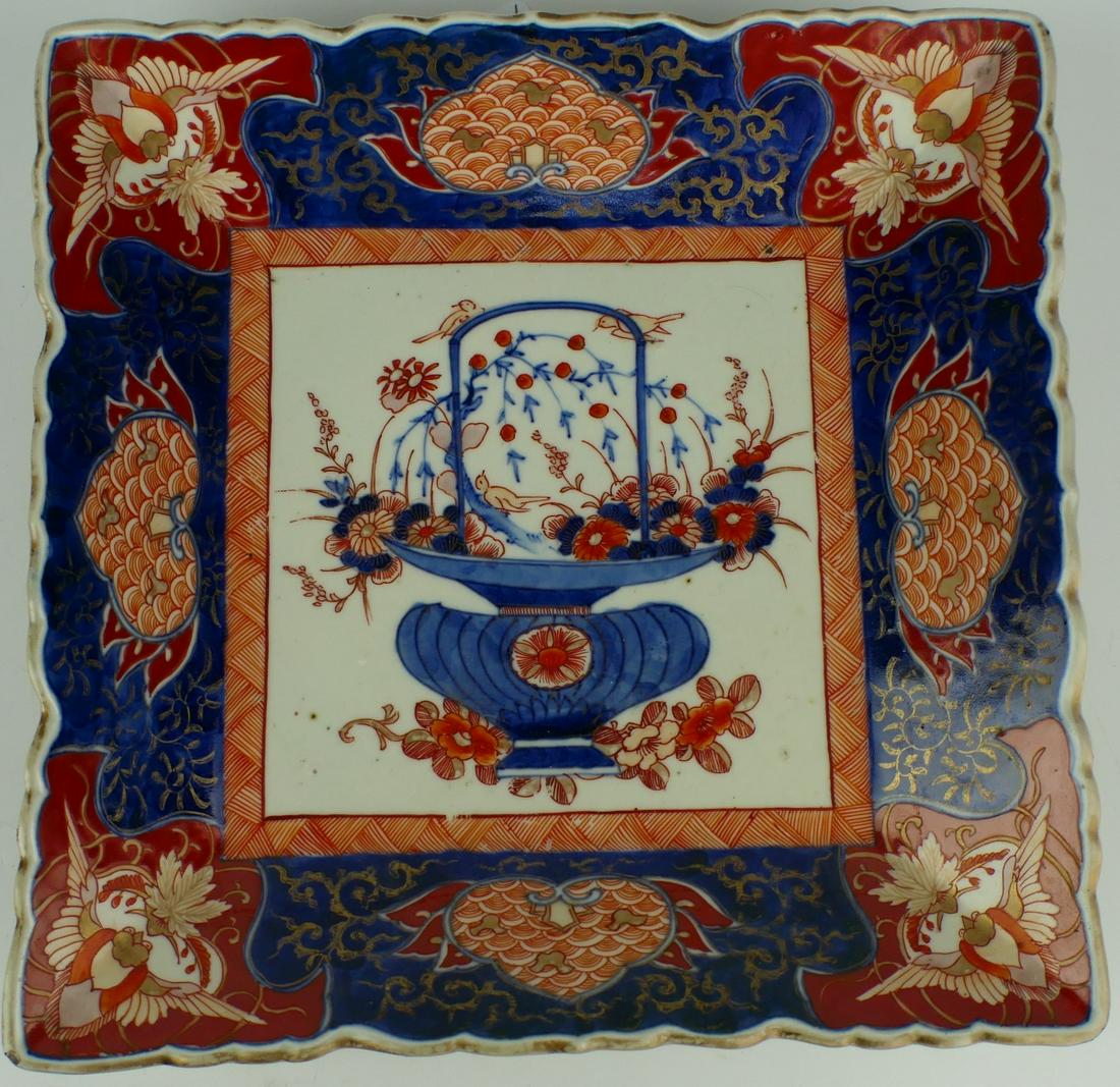 ANTIQUE JAPANESE MEIJI IMARI FLORAL SQUARE BOWL (1 of 4)