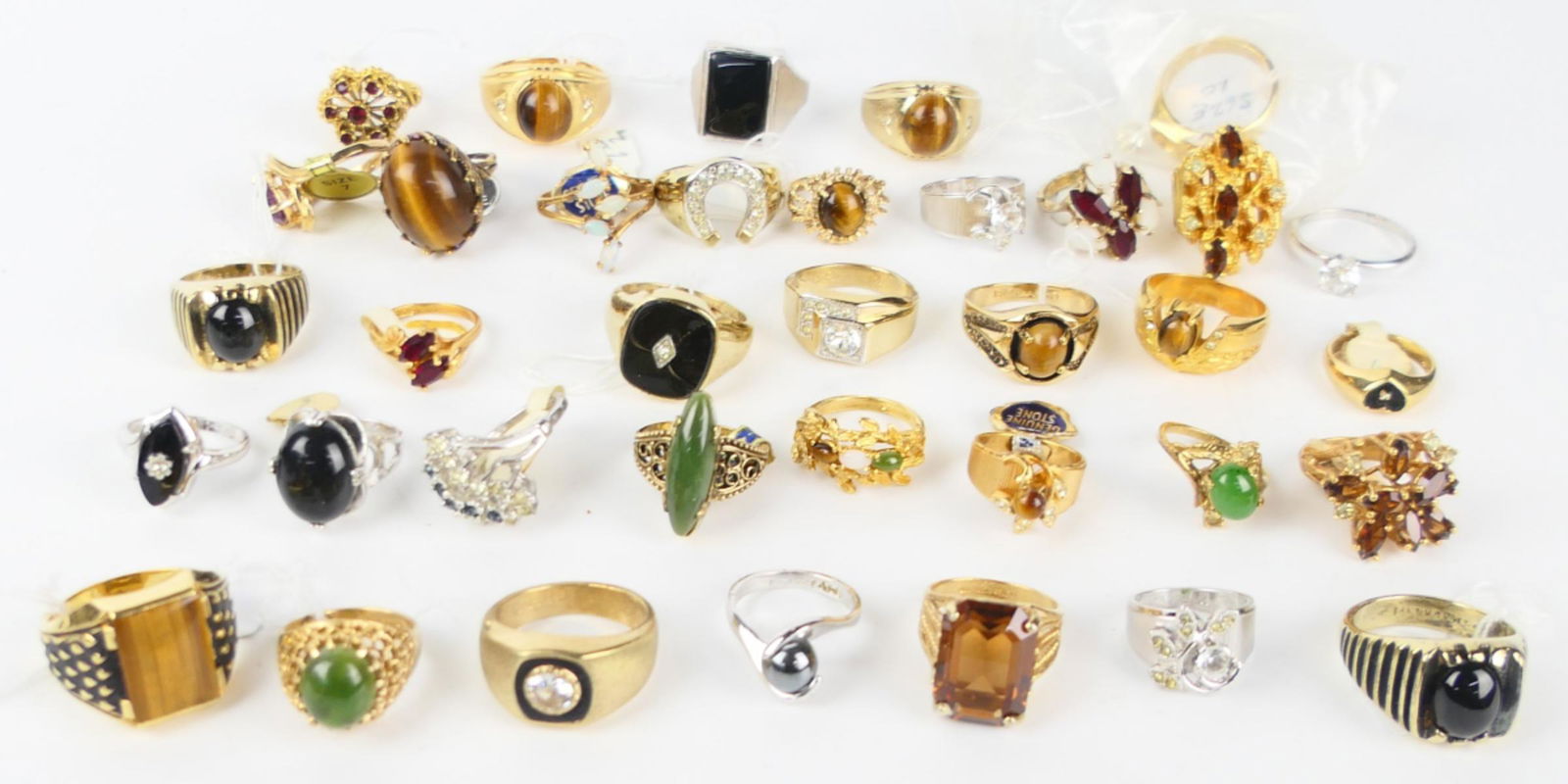 LOT 36 GOLD PLATE AND SILVER TONE GEMSTONE RINGS (1 of 5)