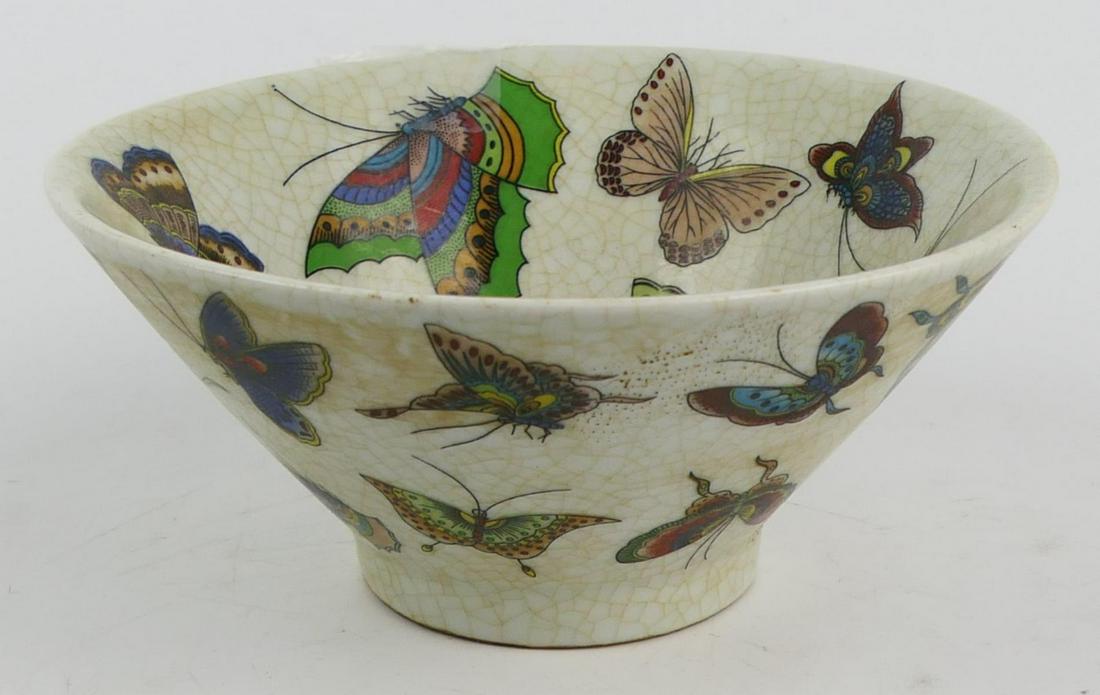 CHINESE QING GUANGXU PORCELAIN BUTTERFLIES BOWL (1 of 5)