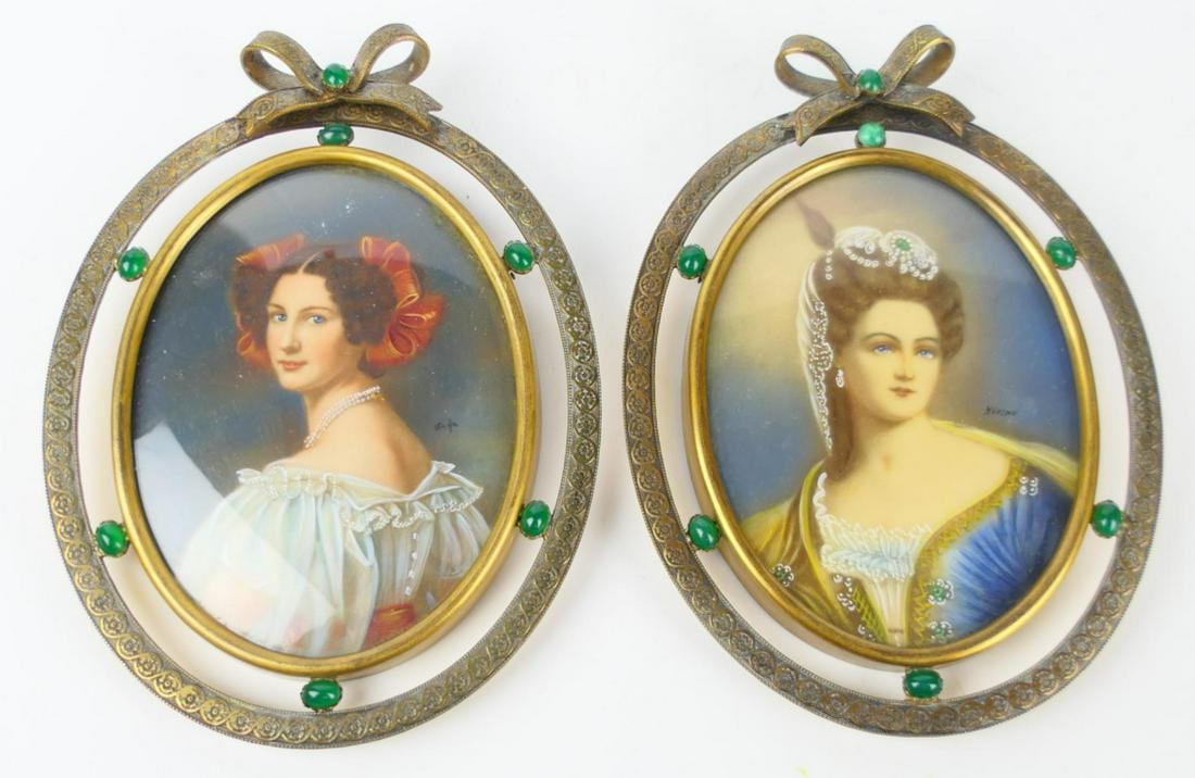 Pr ANTIQUE HAND PAINTED MINIATURE PORTRAIT PLAQUES (1 of 8)