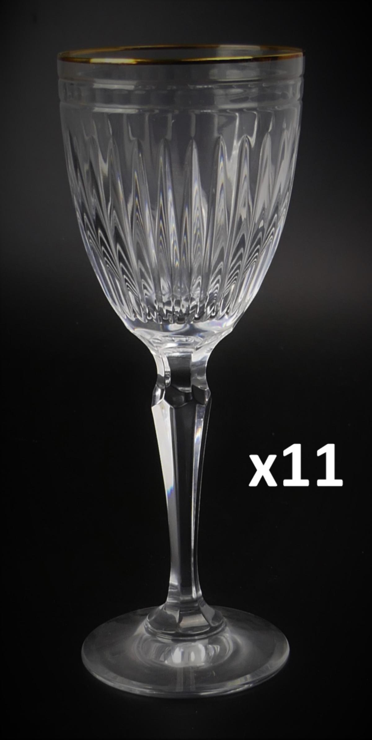 11 WATERFORD HANOVER GOLD MARQUIS WINE GLASSES: A lot of eleven (11) Waterford Irish cut crystal stemware wine glasses in the "Hanover Gold" pattern from the Marquis Collection. Each measures 7 5/8" height x just under 3" diameter at rim.