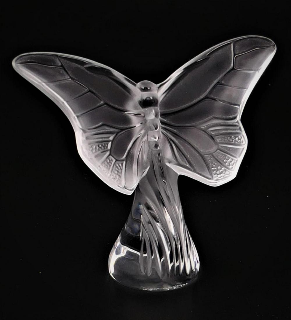 LALIQUE FRANCE ROSEE BUTTERFLY CRYSTAL SCULPTURE (1 of 4)