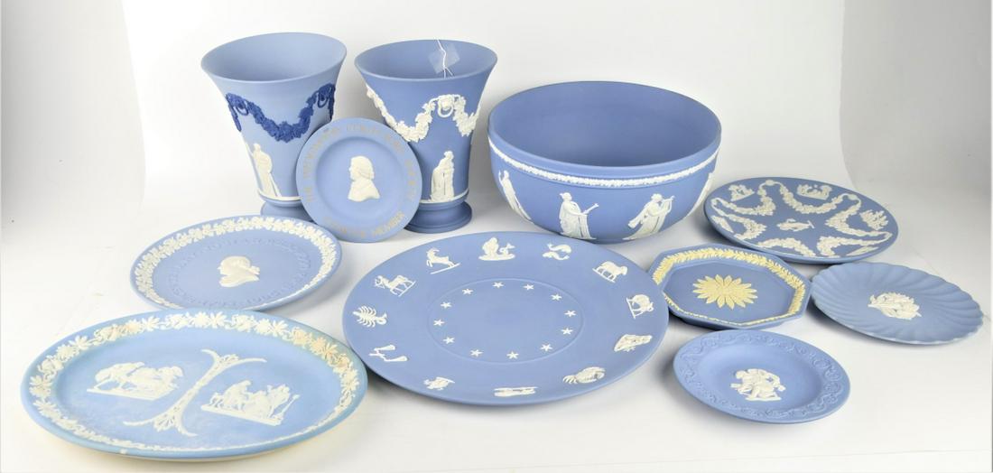 LOT OF 11 WEDGWOOD BLUE JASPERWARE TABLE ITEMS (1 of 5)