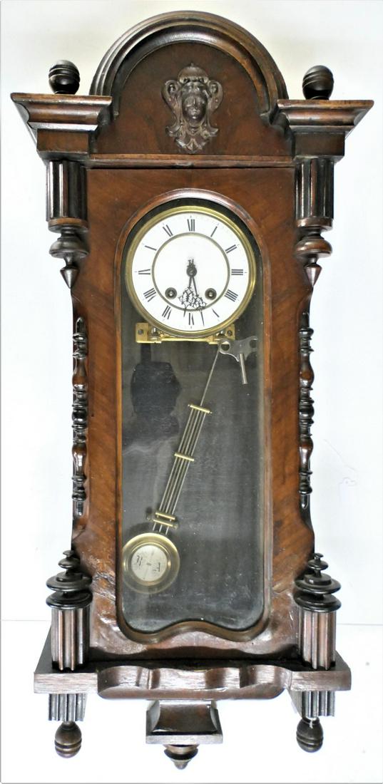 ANTIQUE AMERICAN WOOD CASE BRACKET WALL CLOCK (1 of 4)