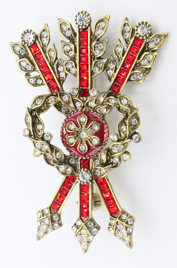 HEIDI DAUM ENAMELED BROOCH W/ RHINESTONES: HEIDI DAUM ENAMELED BROOCH W/ RHINESTONES , MEASURES 2 1/2" LENGHT.