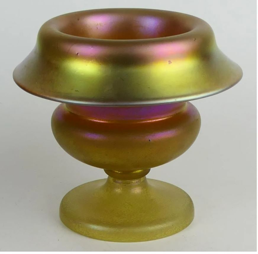 STUDIO IRIDESCENT ART GLASS 6.5" VASE (1 of 1)