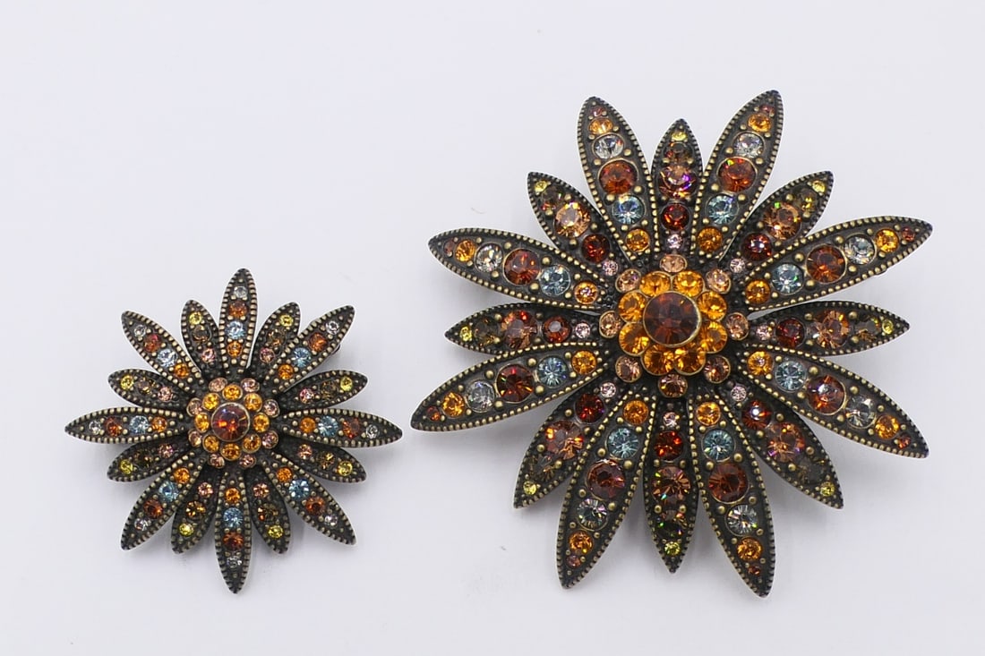 2 PC JOAN RIVERS RHINESTONE  BROOCH / PIN (1 of 2)