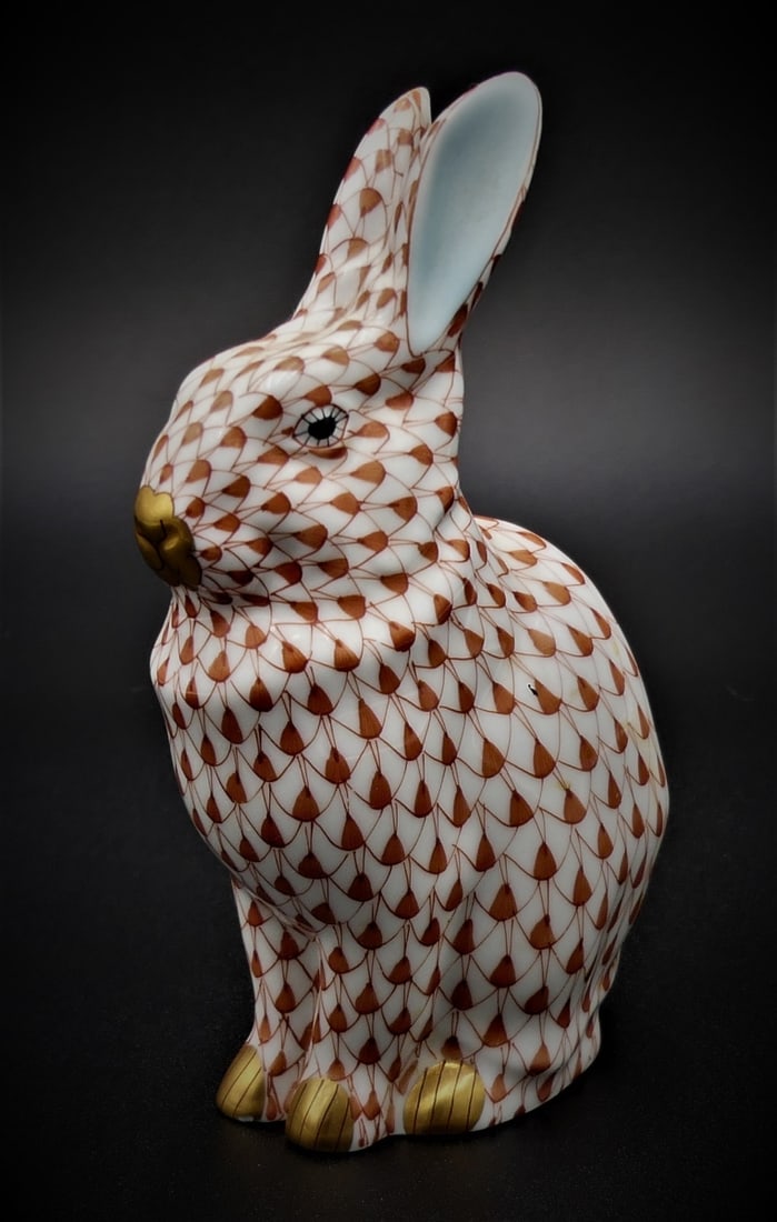 HEREND RED FISHNET 5.5" RABBIT FIGURE (1 of 5)