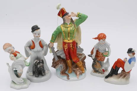 5 PC HEREND PORCELAIN FIGURE COLLECTION: 5 PC HEREND PORCELAIN FIGURE COLLECTION, LARGEST MEASURES 9" HEIGHT.