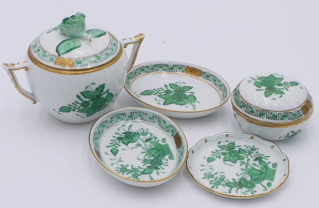 5 PC HEREND CHINESE BOUQUE MISC PORCELAIN GROUP (1 of 2)
