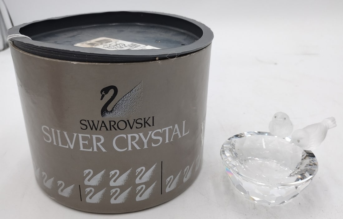 SWAROVSKI "BIRD BATH" SCULPTURE WITH BOX (1 of 6)