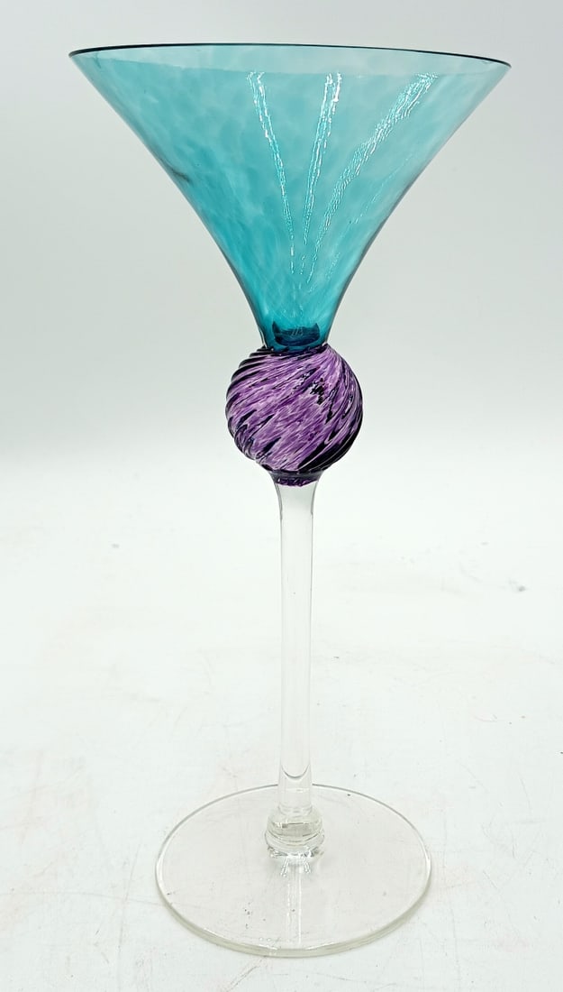 SIGNED UNION STREET GLASS MARTINI GLASS (1 of 6)