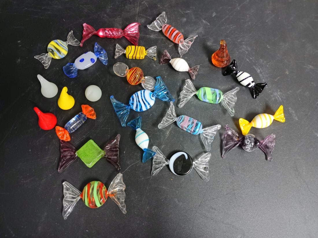 LOT OF 23 MURANO ART GLASS CANDY SCULPTURES (1 of 12)