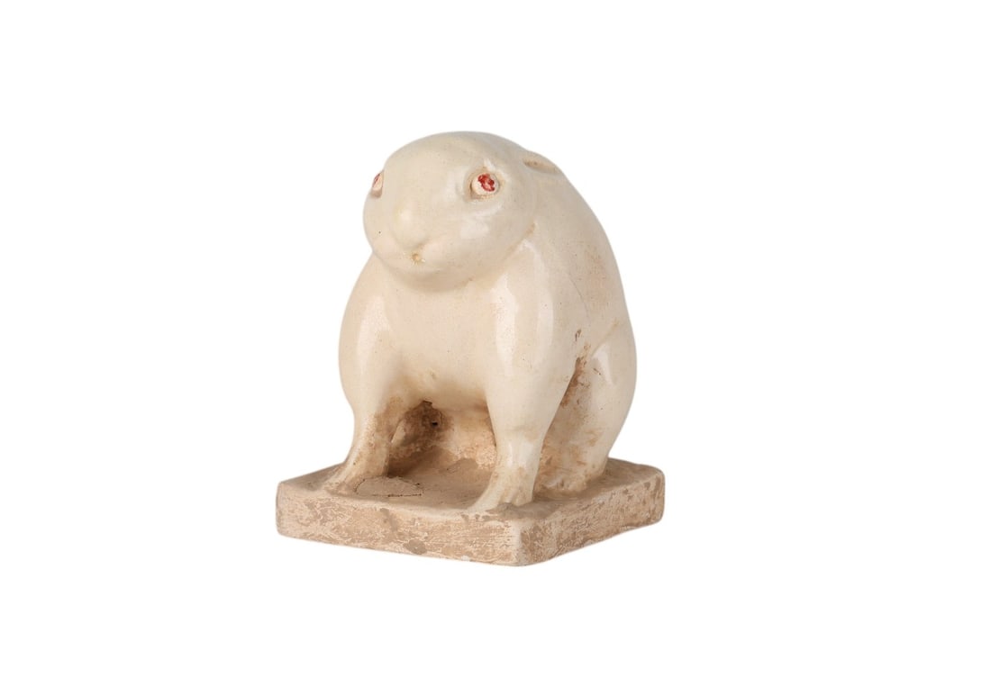 Antique Chinese Tang Stoneware Figure of a Seated Hare (1 of 6)