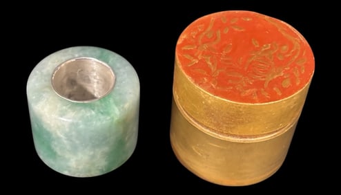 Chinese Jadeite Thumb Ring with GIA Report