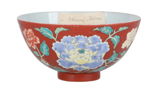 Chinese Yongzheng Famille 'Peony' Porcelain Bowl: A stunning example of Chinese porcelain from the Yongzheng period, this bowl features a vibrant coral-ground with exquisite Famille-Verte enameling. The design showcases beautifully hand-painted peony
