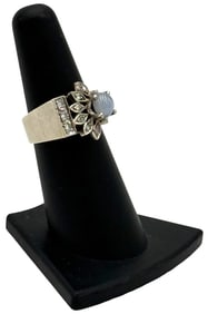 Antique 14K White Gold .18ctw Diamond & .5ct Star Sapphire Ring