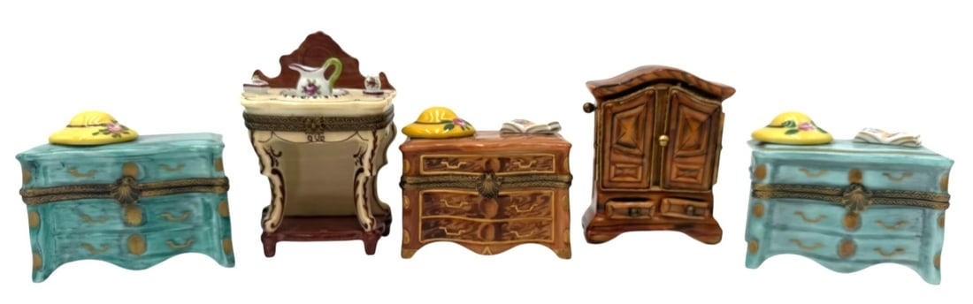 Set of Limoges Porcelain Hinged Trinket Boxes (1 of 3)