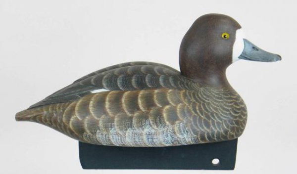 Bluebill Hen / F Schmidt & Bluebill Hen/ Renieri: 332. Hollow bluebill hen by Reineri. Concave carved tail with head turned slightly to the right. Excellent original paint and structural condition. Signed on bottom "Reineri - 99". 100-200