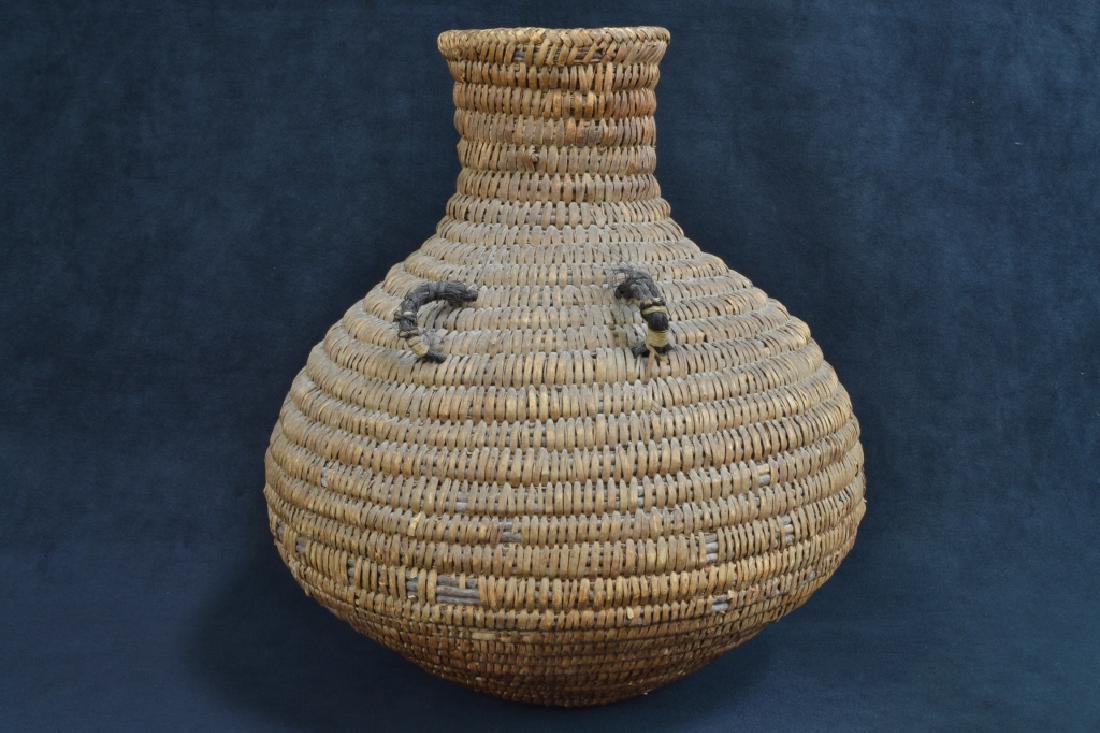 PAIUTE WATER JUG (TUS) W/ HAIR HANDLES (1 of 5)