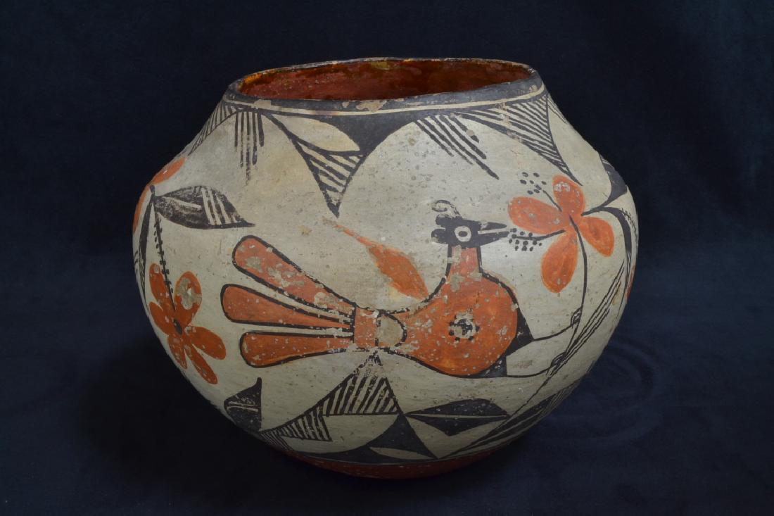 ANTIQUE ACOMA PUEBLO INDIAN POTTERY JAR W/ BIRDS (1 of 3)